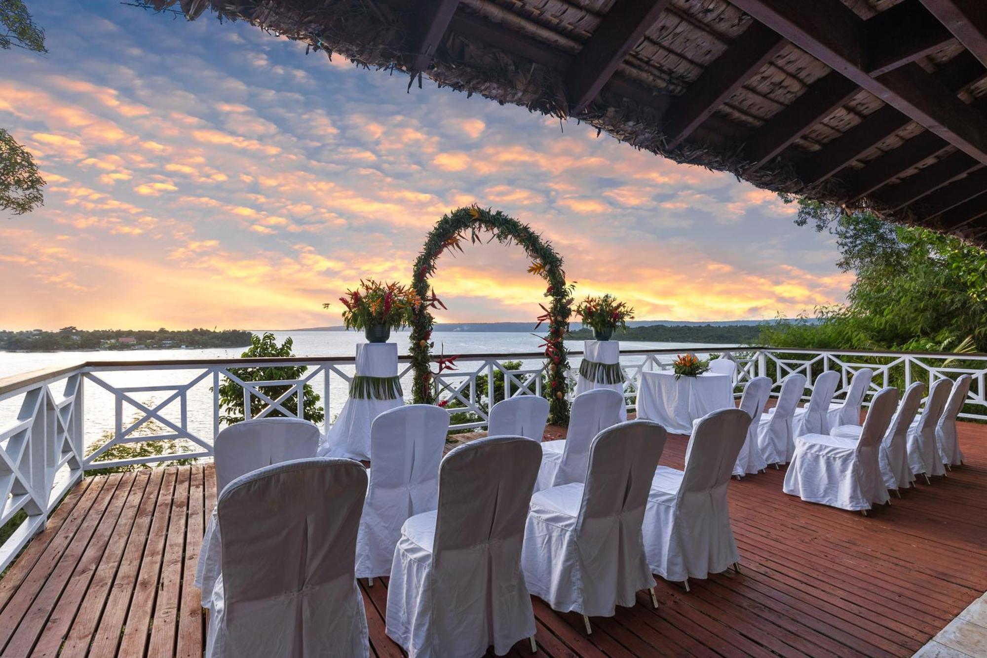 Iririki Island Resort & Spa Port Vila Exterior photo